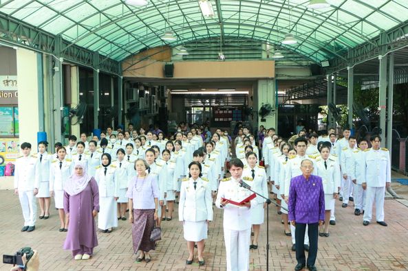 ข่าวประชาสัมพันธ์ “ศูนย์การศึกษาพิเศษ ส่วนกลางจัดพิธีลงนามถวายพระพระชัยมงคล เนื่องในโอกาสวันเฉลิมพระชนมพรรษา สมเด็จพระนางเจ้าสุทิดา พัชรสุธาพิมลลักษณ พระบรมราชินี และกิจกรรมจิตอาสาเราทำความดีด้วยหัวใจ”