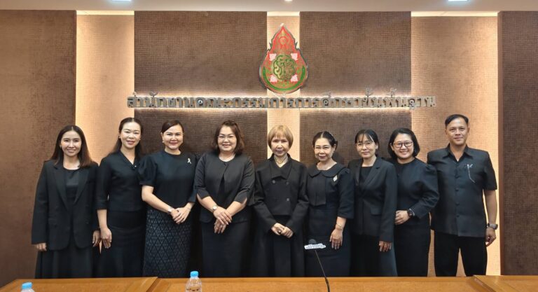 ประชาสัมพันธ์ “ผู้อำนวยการศูนย์การศึกษาพิเศษ ส่วนกลาง เข้าร่วมการประชุมคณะกรรมการกลั่นกรองฯ (ศูนย์การศึกษาพิเศษ)”